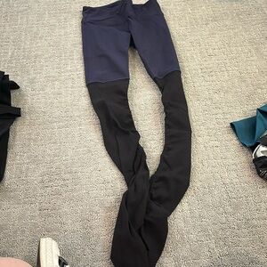 Alo two toned leggings